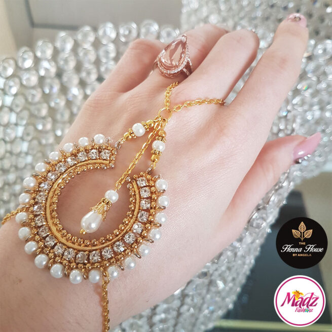 Madz Fashionz UK: Hennabyang Asian Bespoke Kundan Handchain Slave Bracelet Gold Pearl White