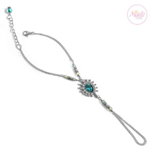 HBH03 – Henna_by_Hannah (Silver Blue Sky 1)
