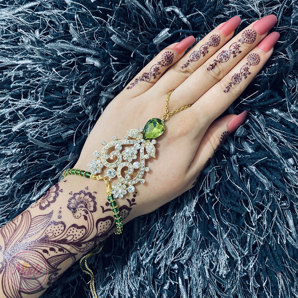 Silver hand on sale chain price